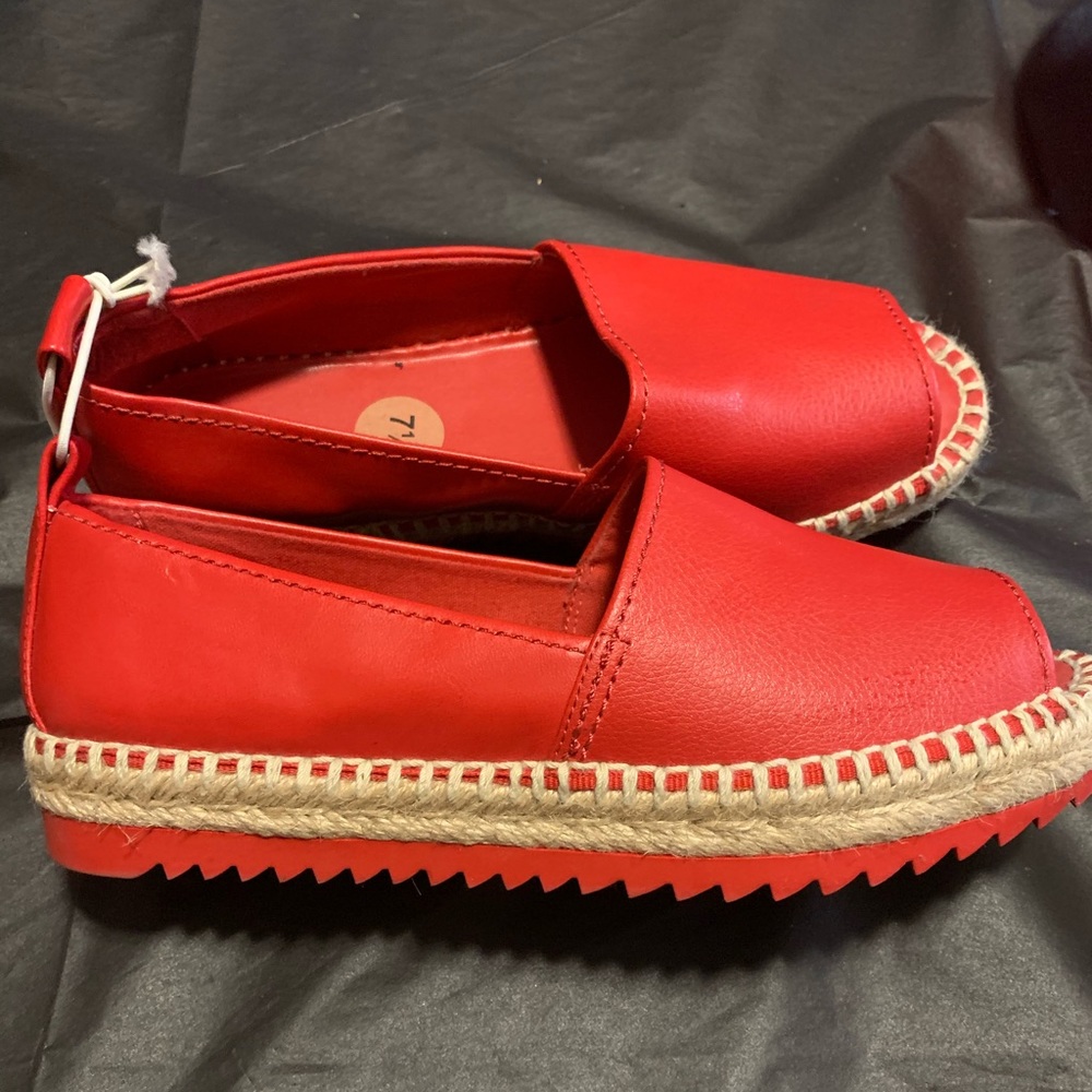 DKNY Safari Shoes ( not for wide width )